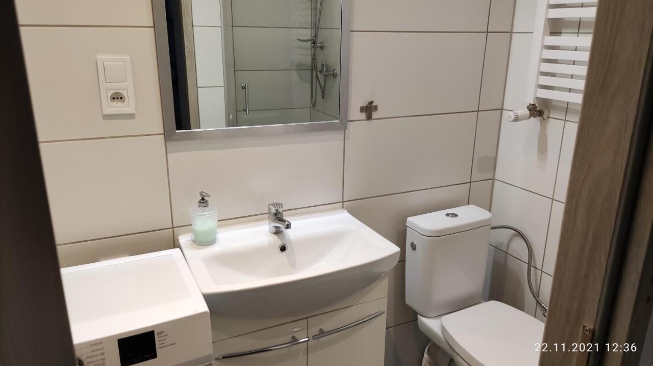 Appartamento Apartament "Jelen" Jelenia Góra Esterno foto