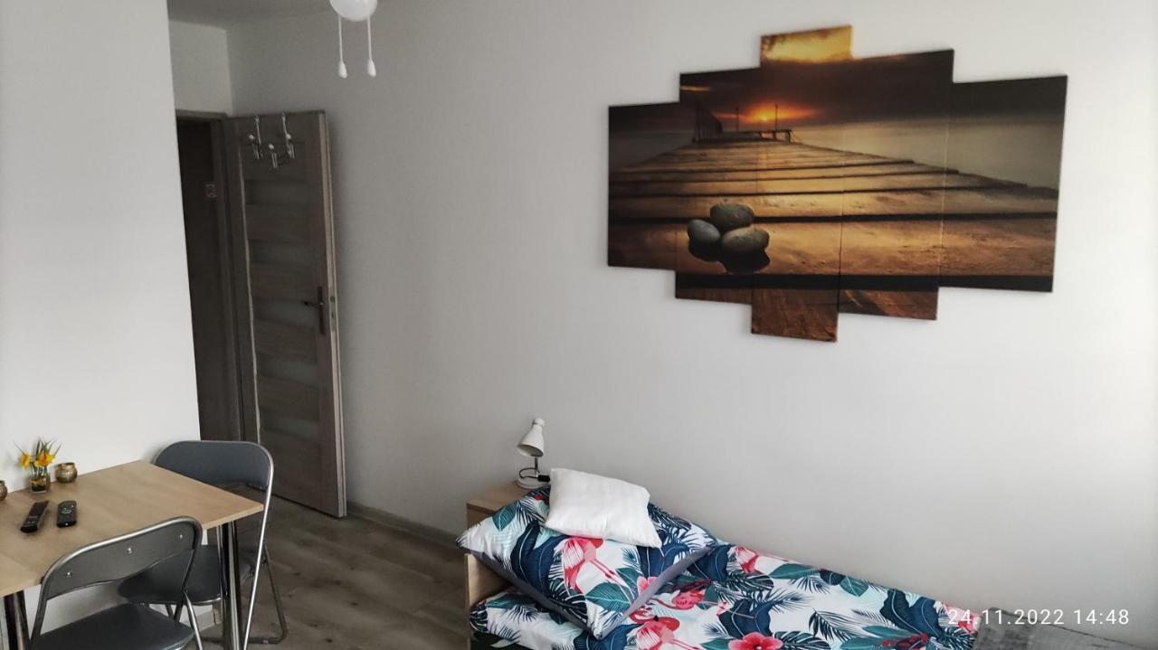 Appartamento Apartament "Jelen" Jelenia Góra Esterno foto